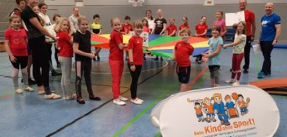 Starter Paket der Initiative „Kein Kind ohne Sport!“ für den sozial engagierten SV Boostedt